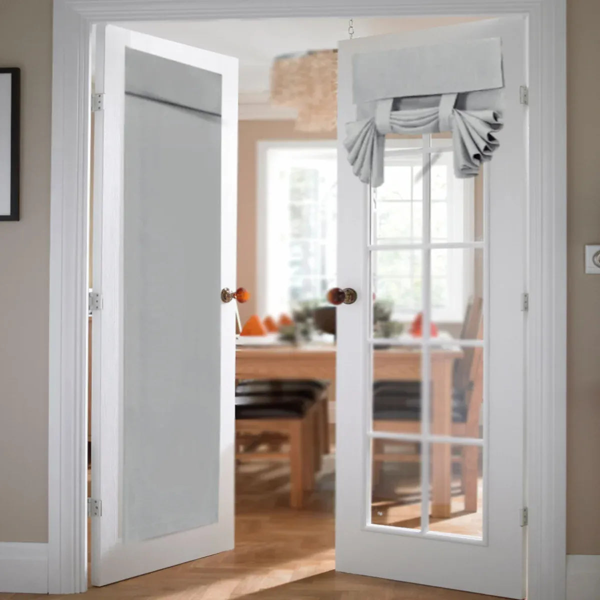 Rideau de porte d'entrée Névolis