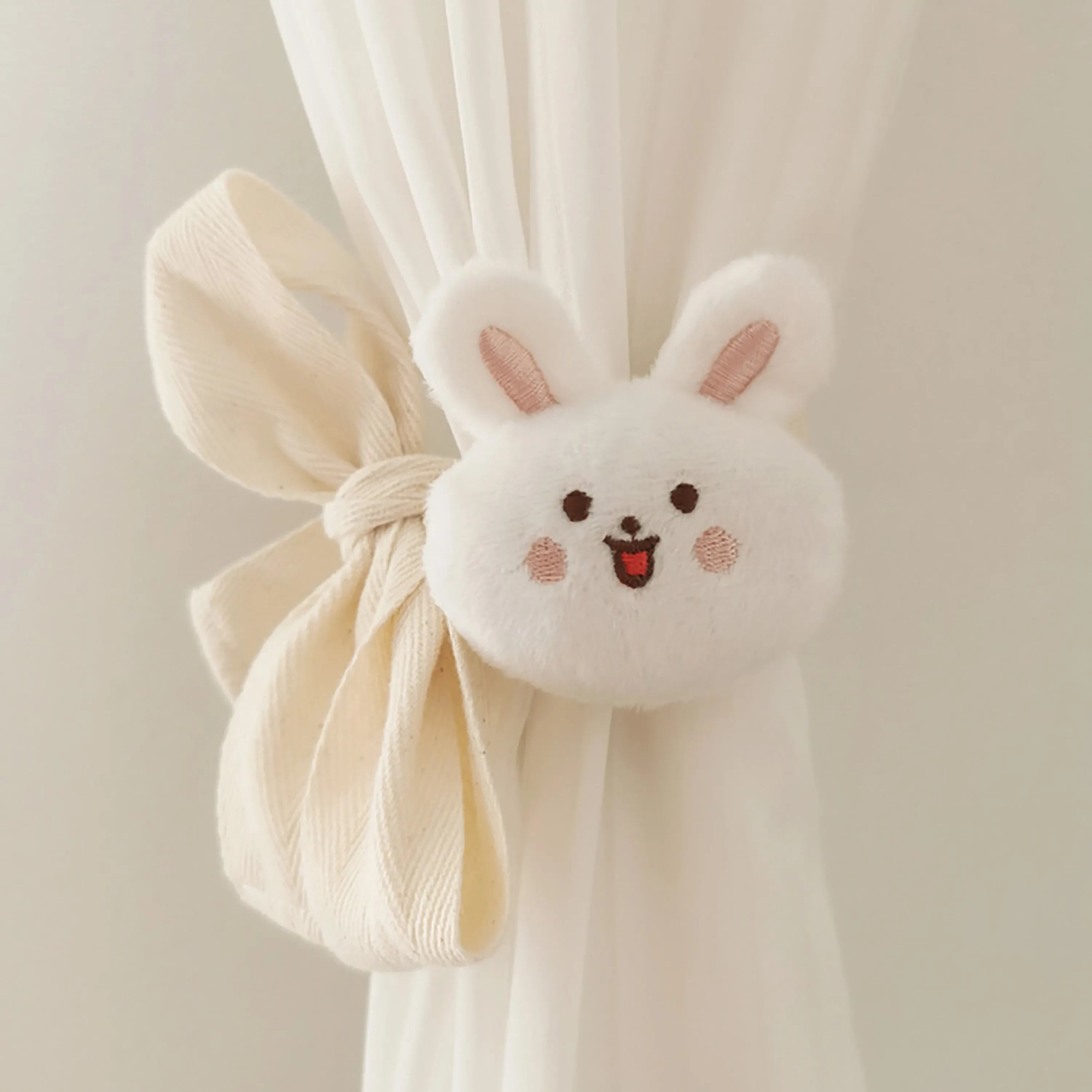 Embrasse rideau peluche Névolis
