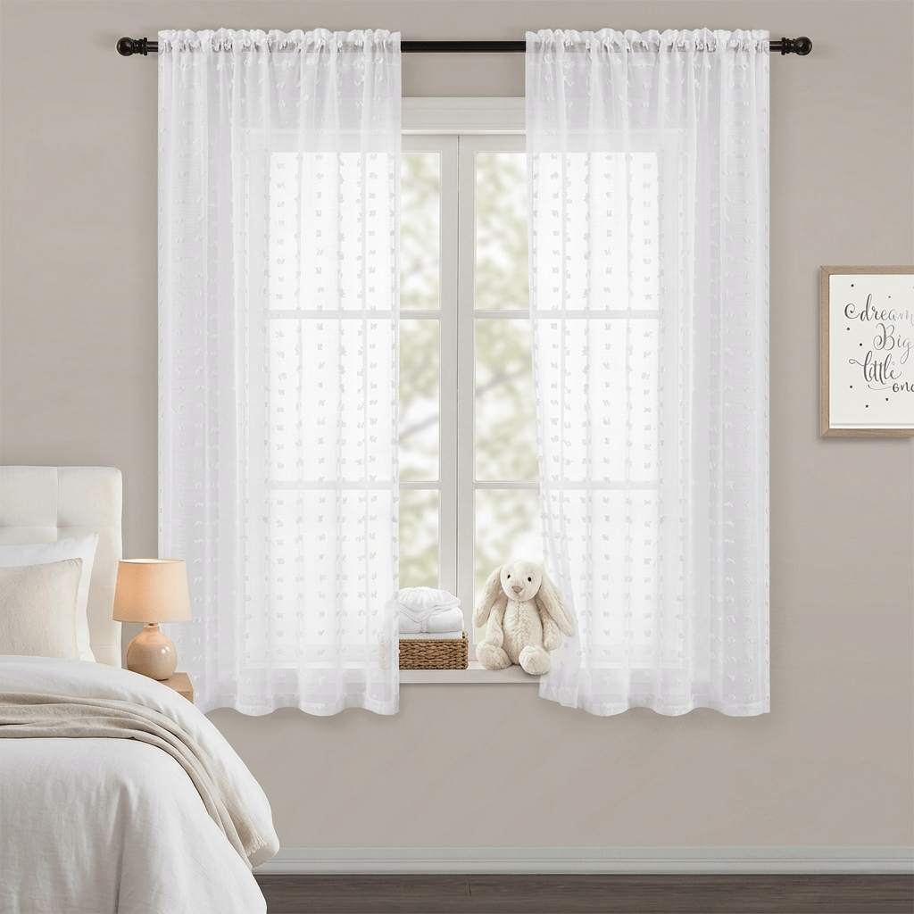 Rideau fenêtre chambre Névolis